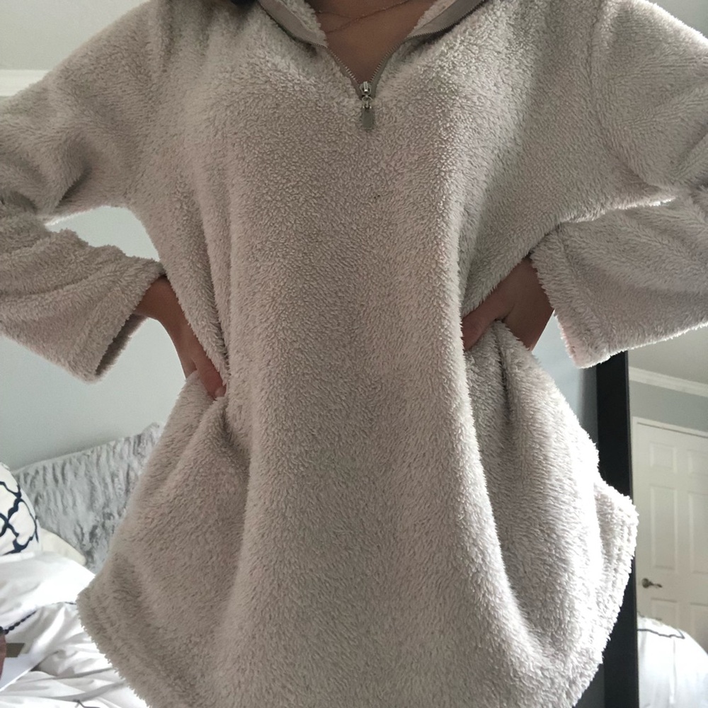 FUZZY ZIPUP